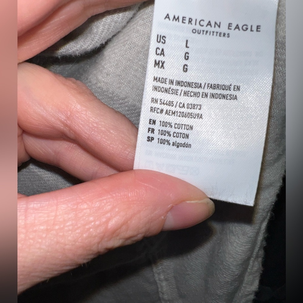 Women's American Eagle Flannel Pullover large - Picture 3 of 7